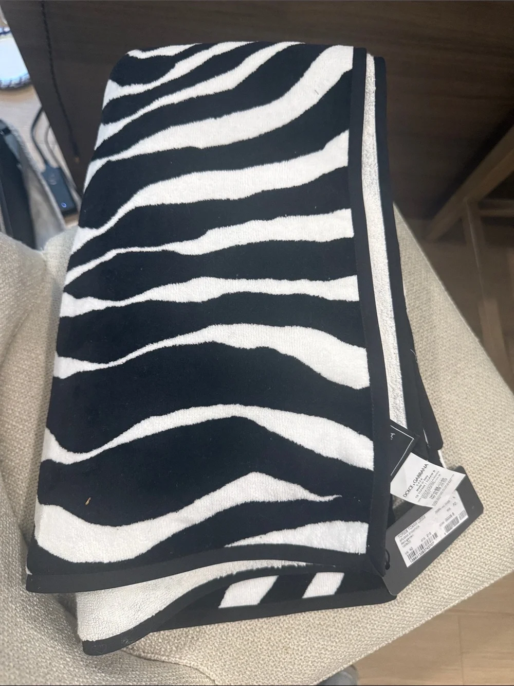 NWT Dolce & Gabbana Bath Towel Black and White Zebra Print